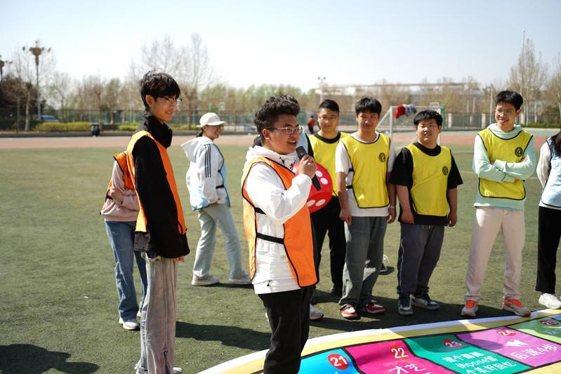 学生工作处组织开展“春日的心生...